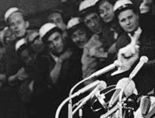 Charles de Gaulle bei den Stahlarbeitern in Duisburg im September 1962
